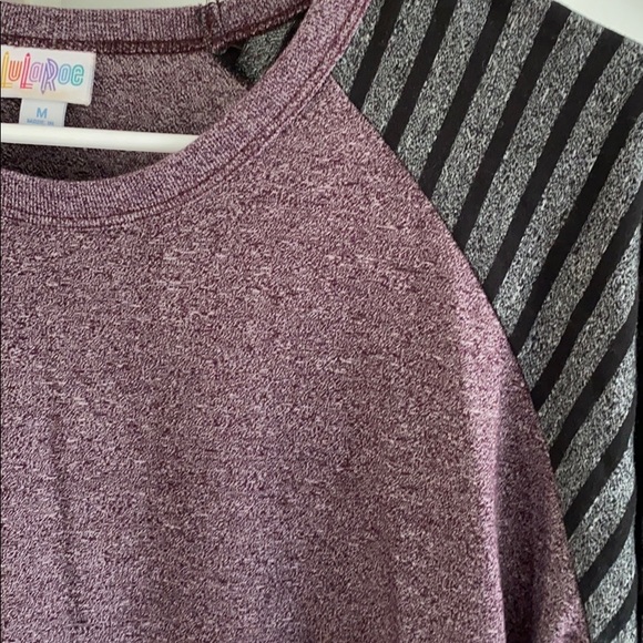 LulaRoe Randy top - Picture 2 of 2